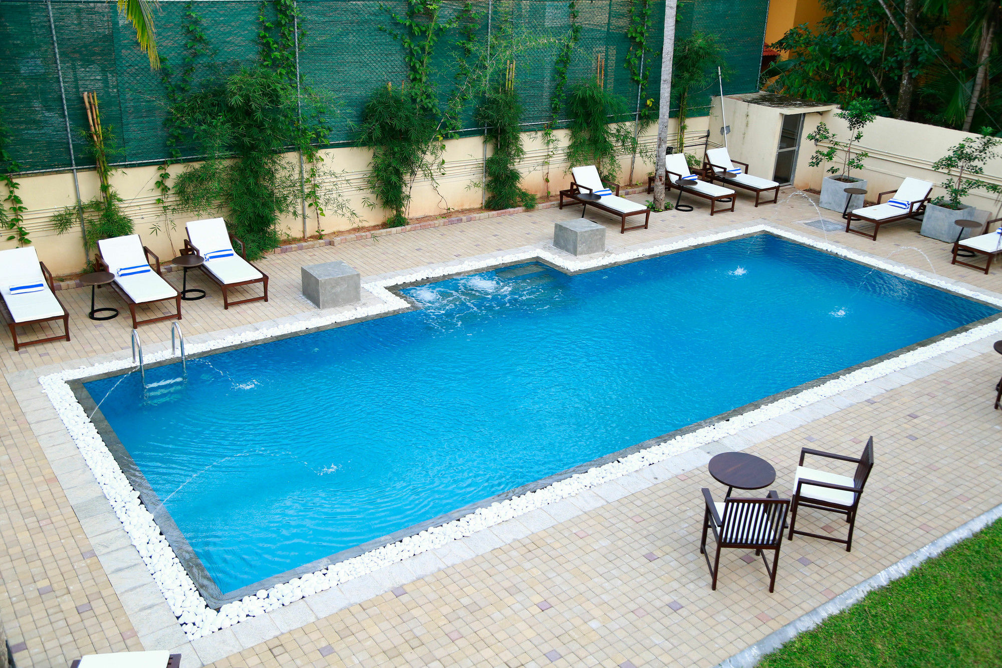 Tranquil Negombo Boutique Hotell Exteriör bild