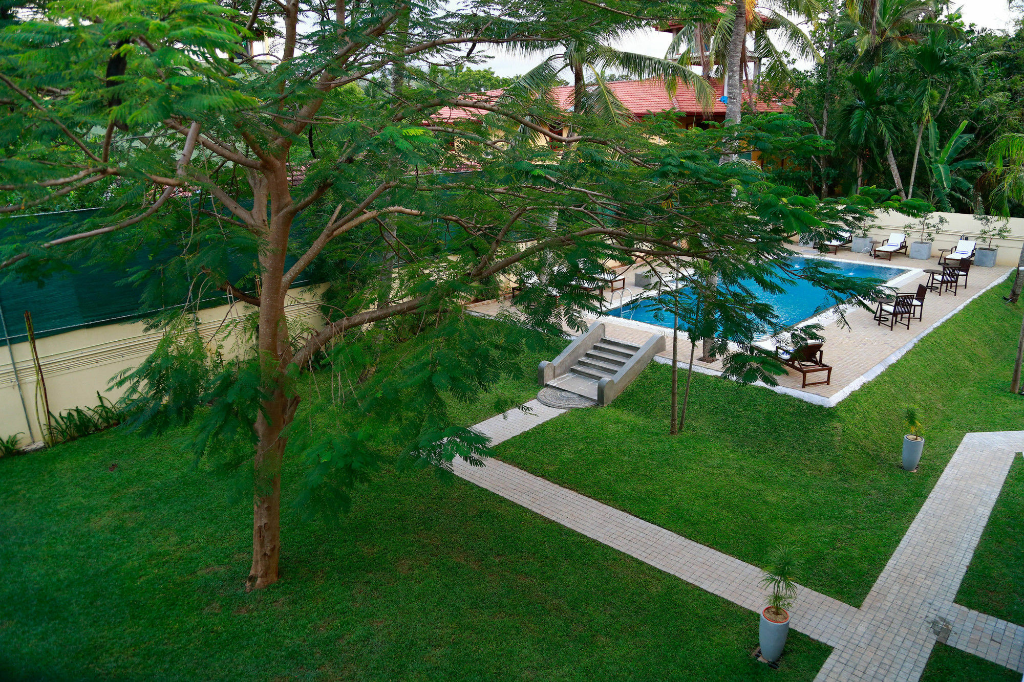 Tranquil Negombo Boutique Hotell Exteriör bild